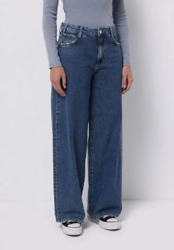 Показать информацию о Джинсы Colin's Изображение Джинсы Colin's