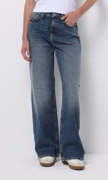 Показать информацию о Джинсы Colin's Изображение Джинсы Colin's