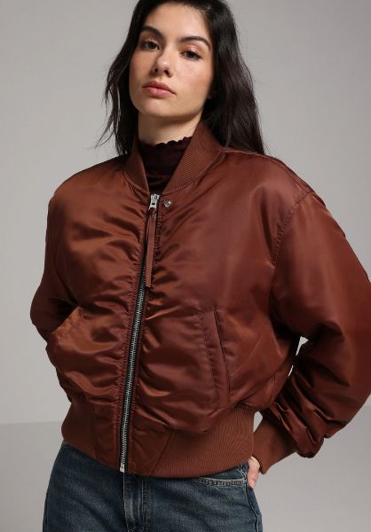 Изображение Бомбер Colin's