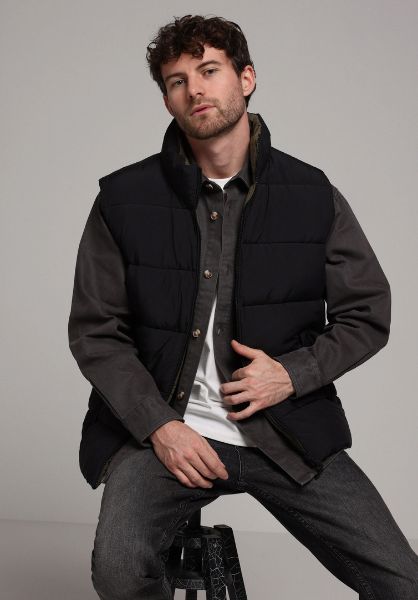 Изображение Жилет Colin's